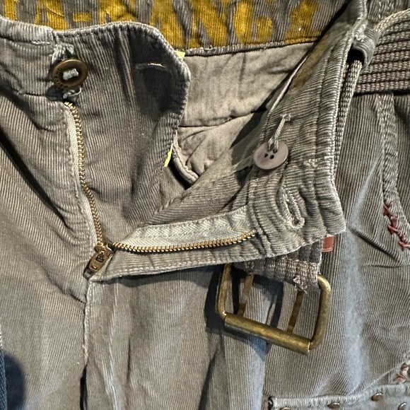 Da-Nang Women's Cargo Pants in Gray with Brown Details - Picture 12 of 16